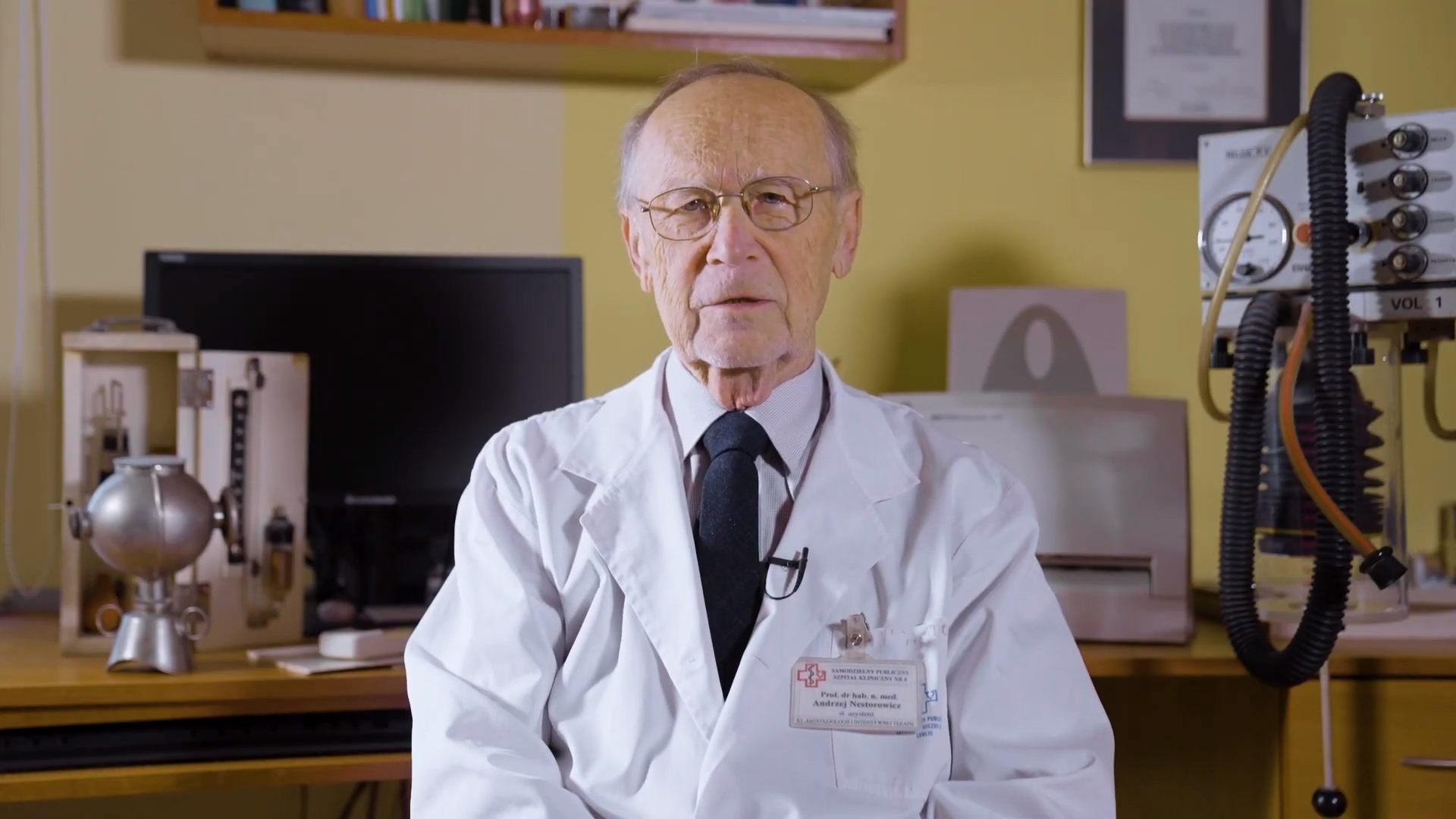 „60 wspomnień na 60-lecie”. O szpitalu opowiada anestezjolog prof. Andrzej Nestorowicz