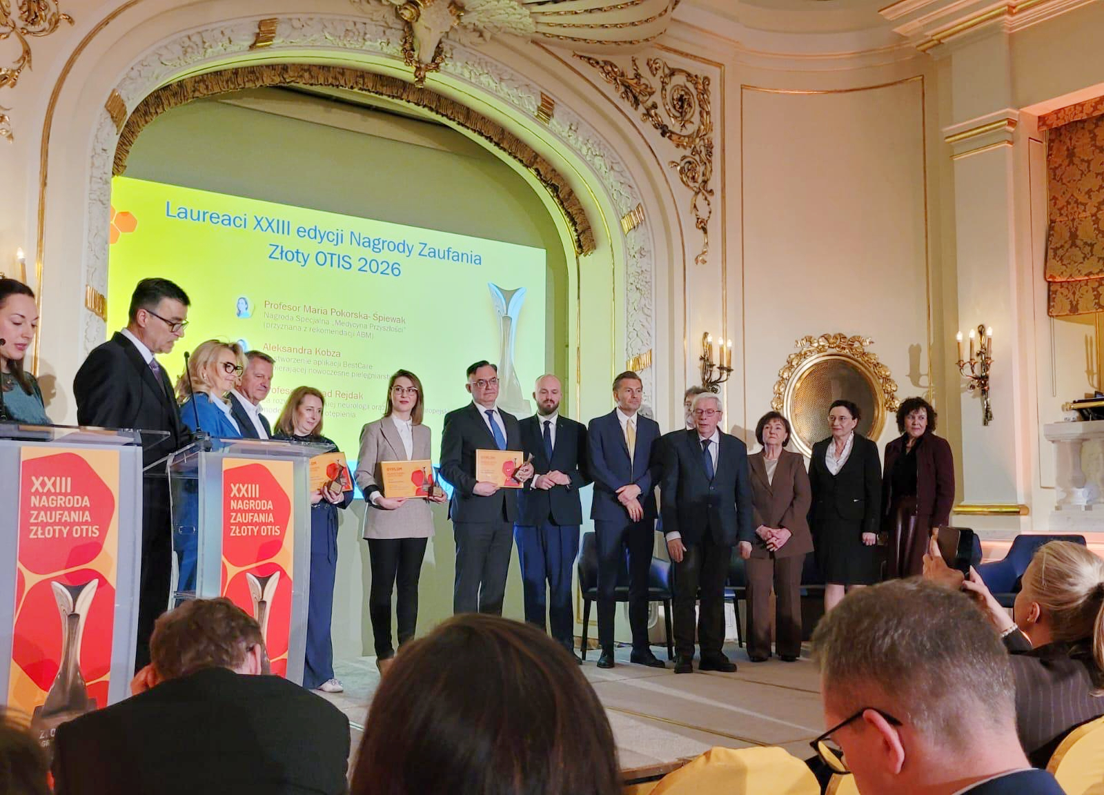 konrad rejdak zloty otis 2