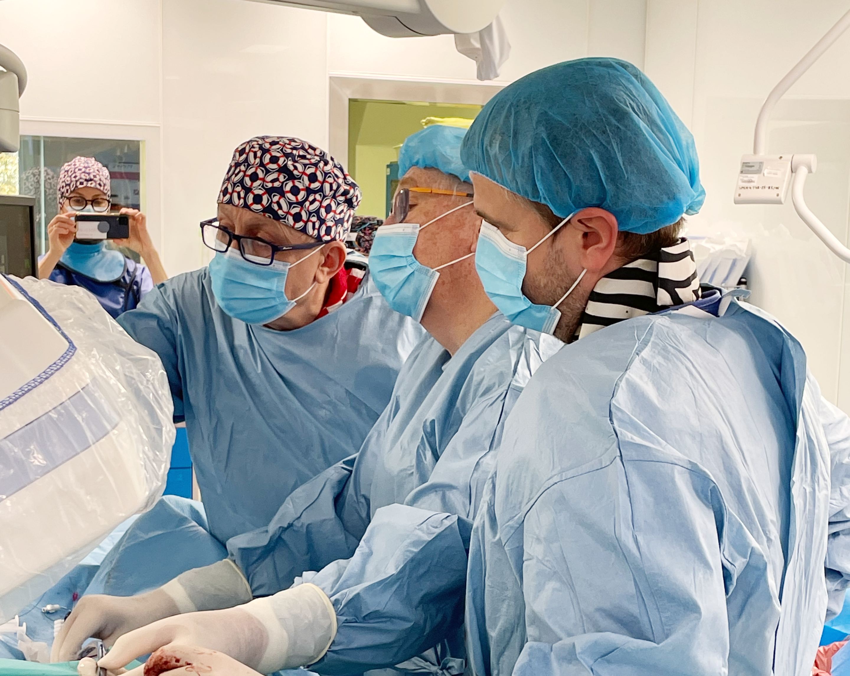 Skomplikowane zabiegi implantacji stengraftu w łuku aorty. SPSK Nr 4 pionierem w regionie